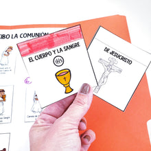 Load image into Gallery viewer, First Communion Lapbook BUNDLE in Spanish &amp; English Eucharist Parts of the Mass
