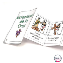 Load image into Gallery viewer, Stations of the Cross Mini Book SPANISH VERSION
